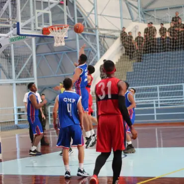 CMP e CMO vencem e avançam à semifinal do basquete